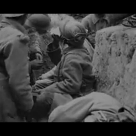 Beneteau | Guerre 14 18: Albert Thibault 1897-2004 À 18 ans, il part à la guerre. À 20 ans, il y laisse une jambe… et sa jeunesse. Survivant du... | Instagram