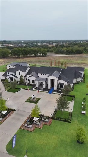 $2.5M Ultra Luxury Home Near Dallas 😮