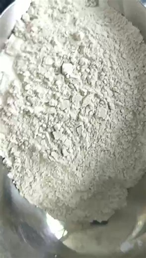 MIL-D-3464E Standard Montmorillonite Clay Unit Chemical Auxiliary Agent Bentonite Clay Bentonite Desiccant