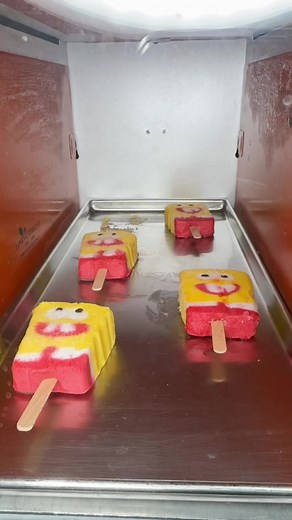 Freeze Dried SpongeBob Popsicle | Satisfying Candy ASMR