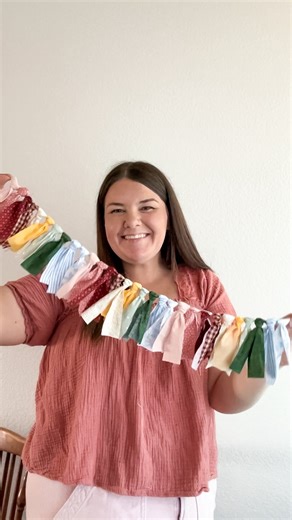 Krystal Ann Ramirez on Instagram: "DIY Fabric Garland 🎄✨ Making this sweet holiday garland is such an easy Christmas craft and the perfect way to add a handmade touch to your decor! ✨ I love taking fabric scraps and turning them into something whimsical for the season 💗"