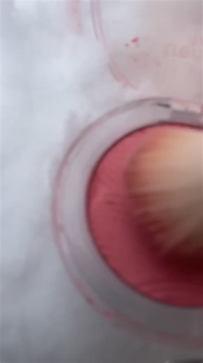 Hello Kitty Snowman Makeup Tutorial