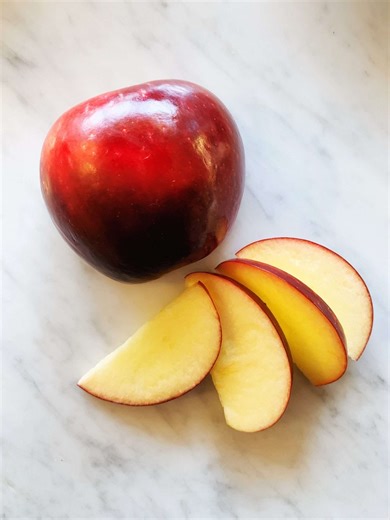 We Taste-Tested the New Cosmic Crisp Apple to See If It's Worth the Hype