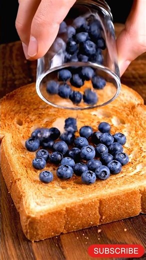 Crushing Blueberries on Toast 🫐🍞 | Juicy ASMR