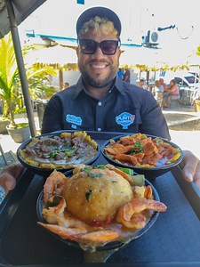 339K views · 6.3K reactions | Creelo o No 浪凜 Relllenos Papa Ahogao's  en Camarones al Ajillo ❤️ Mas de 8 Volcanes de Mofongo Rellenos.. Riquisimos ! | Puerto Rico desde el Aire | Facebook