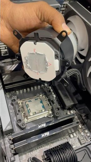 The new PC I bought was overheating (+100°C)so removed the cpu cooler He forgot to remove#villageit