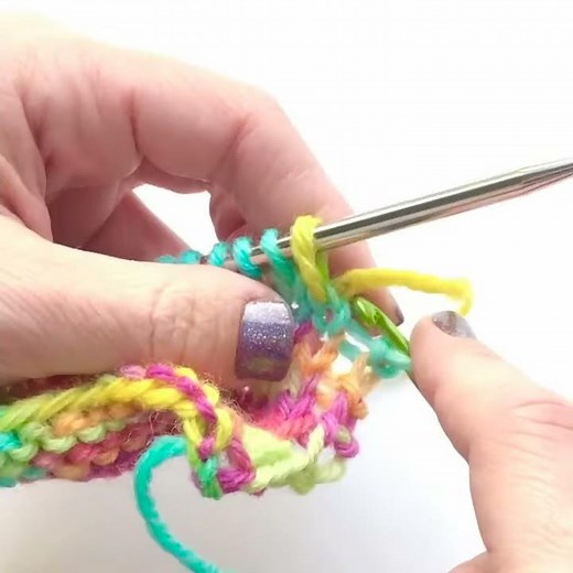 Picking up a dropped edge stitch in knitting - fixing knit mistakes tutorial