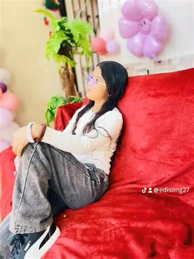 Videos de Edison 🇸🇻🇸🇻🇸🇻 (@edisong27) con “sonido original - Lyrics_kf”