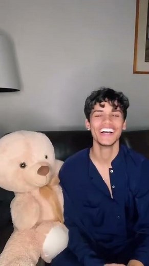 this is for couples only 🤣