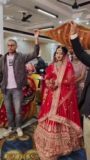 Din shagna da🧿#bride #brideentry #wedding #shortvideo #tranding #song #love