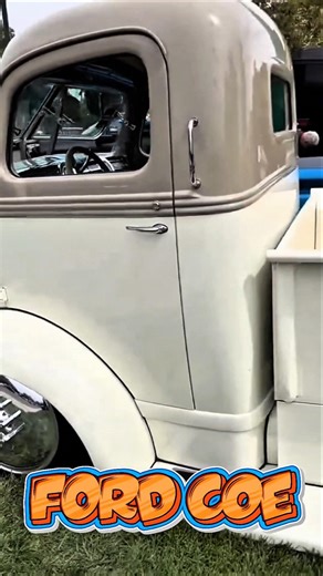 The Timeless Charm of the 1940 Ford COE: A Cab-Over-Engine Classic