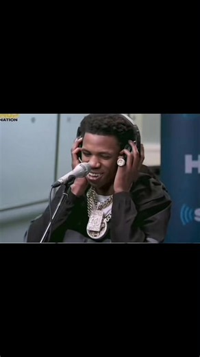 Aboogiewitdahoodie look back at it meaning and trends