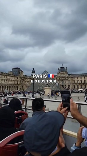 Paris Big Bus Tours! 🇫🇷🚍 Let me show you how easy it is to take a Big Bus Tour through Paris, France. You can either pre-book online or look out for one of their signs posted throughout the city. Once you get on board, you'll be given a map and some headphones where you can listen to the guided tour in several different languages. It is a hop on, hop off tour, which means you can stay on the bus for as long as you'd like or come off at different spots, explore on foot and then rejoin the Big 