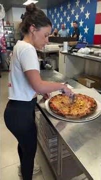 Day 4 post @stoolpresidente of making a cheese pizza? #buckscoalfiredpizza #pizzalovers...