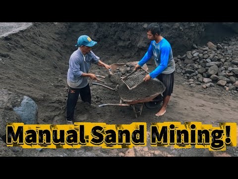 The True Life of Traditional Sand Workers on Merapi Volcano