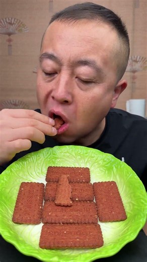 CRUNCHY ASMR Mukbang Eating Spicy Chinese Latiao Biscuits! Satisfying Sounds