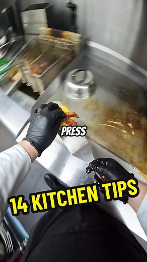 14 Tips for Working in a Kitchen 😁 #cooking #foodtiktok #food #satisfying #cheflife #monctonnewbrunswick #viralvideo #canadian #chefthomson #fyp #fy #dayinthelife #vlog #pov #gopro #resturant #linecook #asmr