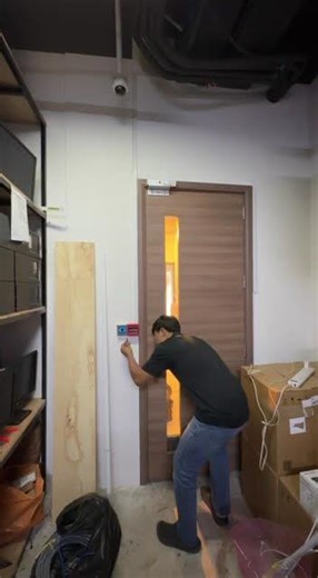 Test Touchless Exit Button #accesscontrol