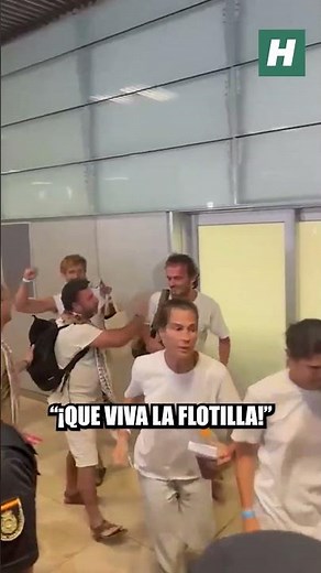 El aeropuerto de Barajas da la bienvenida a los primeros detenidos de la Flotilla