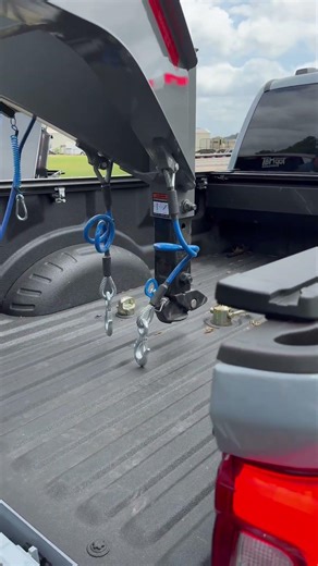 Diamond C LPT210 Gooseneck | Friday’s Trailer Sales