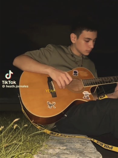 if it's not you, it's not anyone 💚💙🥰🐻🎸 good night buzz bears 😍 #ashleysarmiento #heathjornales #Heathley #Asheath #fyp