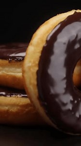 Pile De Donut Au Chocolat Tournant : vidéo de stock (100 % libre de droit) 3889559007 | Shutterstock