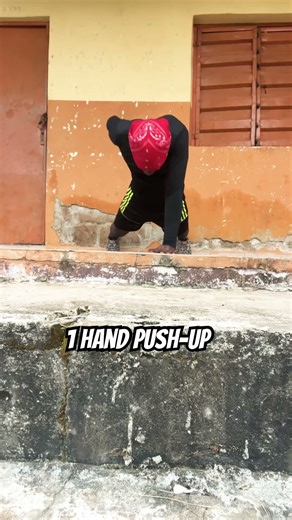 1 hand press up #rap #motivation #selfimprovement #theothersideofmakebelieve #ishowspeed #funny
