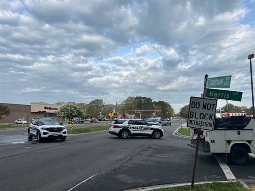 Person seriously hurt after multi-vehicle crash shut down part of Laburnum Avenue in Henrico