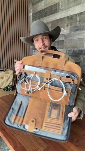 Maximize Organization: The Perfect Briefcase Pocket Setup