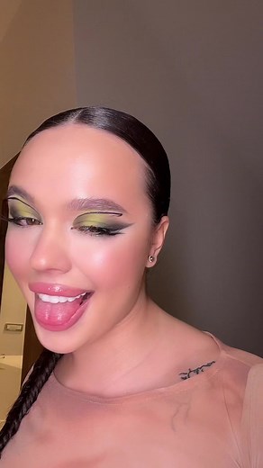 Exploring Indoor Aesthetics with Green LED Lighting