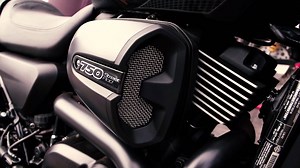 316K views · 987 reactions | We've seen all sorts of bikes at DirtQuake. From our classic XR750 to the new Street Rod. A change of tyres and it's DirtQuake ready. | Harley-Davidson UK & Ireland | Facebook