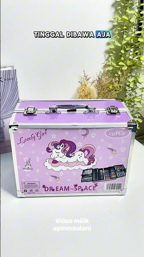 Crayon Suitcase Set