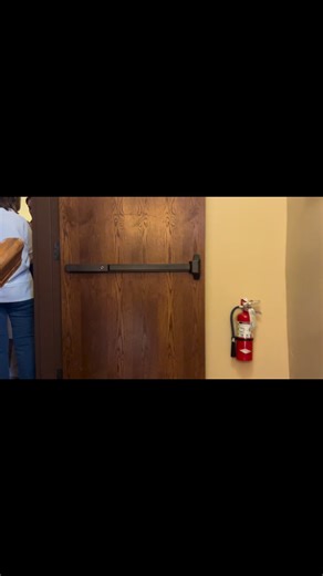 Vinny & Lisa Bar Crawl underway The Opera House in support of Tristan Grunder for High Springs City Commission Seat 3 | The Great Outdoors Restaurant