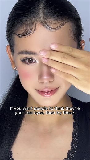 Dawn Grey Green Contact Lenses: Natural Look