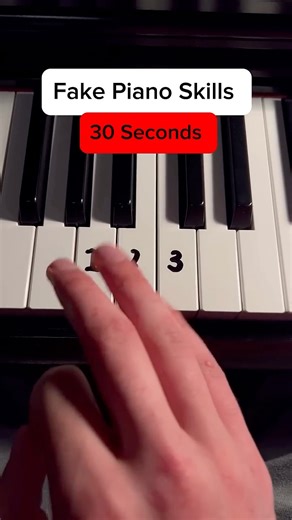 482K views · 5.9K reactions | Comment “free” and I’ll send you a free piano lesson  #piano #tutorial #trythis #stepbystep #play #pianotutorial | Keys Tutorials | Facebook