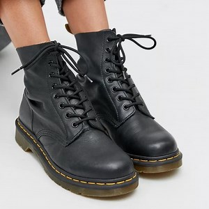 NEW| Dr. Martens Wyoming Black Leather Combat Boots