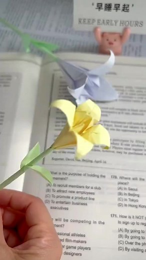 DIY Paper Magnolia Bloom Tutorial