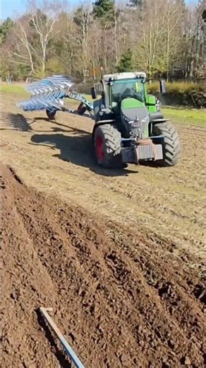 One Pass Ploughing Fendt Tractor with Reversible Plough and Press