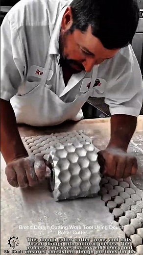 Bread Dough Cutting Work Tool Using Dough Roller Cutter #worktool