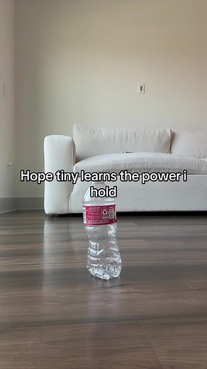 Giantess Growth: The Power of the Feet