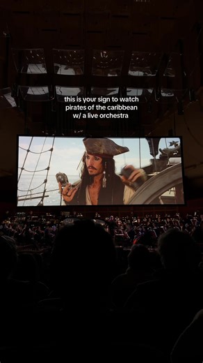 pirates on the big screen live orchestra??? best combo ever 🏴‍☠️ #piratesofthecaribbean #captainjacksparrow #liveorchestra #hanszimmerlive #pirateslife @Disney Concerts