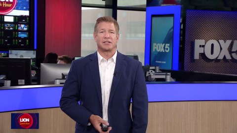 Suspect with fake gun in custody at Walter Reed Medical Center