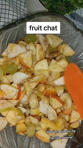 Delicious Fruit Chat Recipe - Easy and Refreshing!