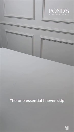 Workouts evolve. Routines change. But Pond’s Sunscreen? That’s a constant. 💛 | POND'S