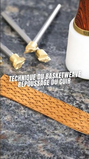🎥 Leather embossing technique: Basketweave | Leather Decor #leathercraft