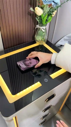 Electric bedside table classic touch mirror design #mirrordesign #bedsidetable #shortsfeed