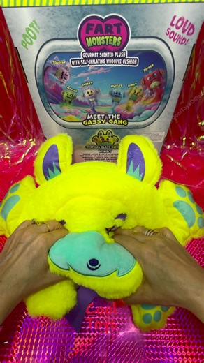 ASMR FART 💨 🤮 MONSTERS Cheeky Plush Toy Oddly Satisfying Toy Unboxing #asmr #cooltoys #toyunboxing #FartMonsters #asmrsounds @Scentco Inc.