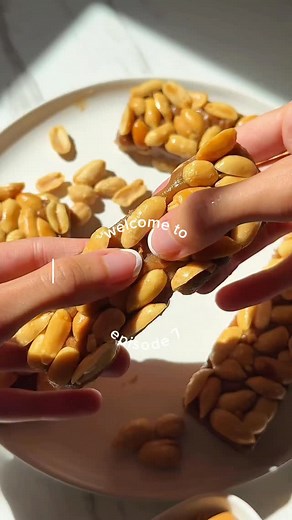 Homemade Payday Bars 🥜 welcome to episode 7 of my Sweet Nostalgia Series where we’re recreating classic Halloween candy, but with a better-for-you twist 🙌🏻 all vegan, gluten-free, and refined sugar-free! Recipe is in my new e-book: Sweet Nostalgia 🔗 tap the link in my bio to get your copy! Here’s what you’ll need to make them: - dates - peanut butter - dairy-free milk - vanilla extract - peanuts | Boo Boo's Bakery