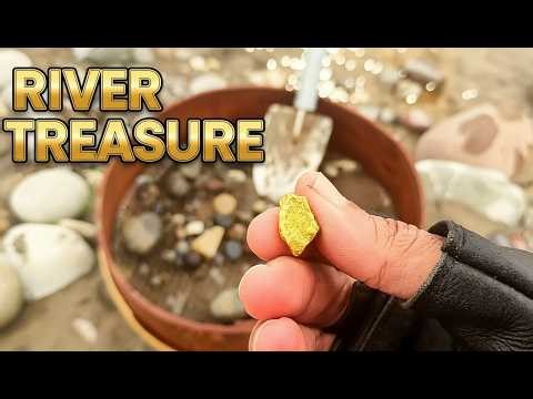 I Found Real GOLD While Hunting River Treasure!