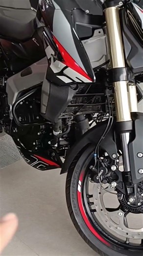Better Brakes || Old Vs New Pulsar NS400Z || Pulsar NS400Z || Review || Walkaround || Details